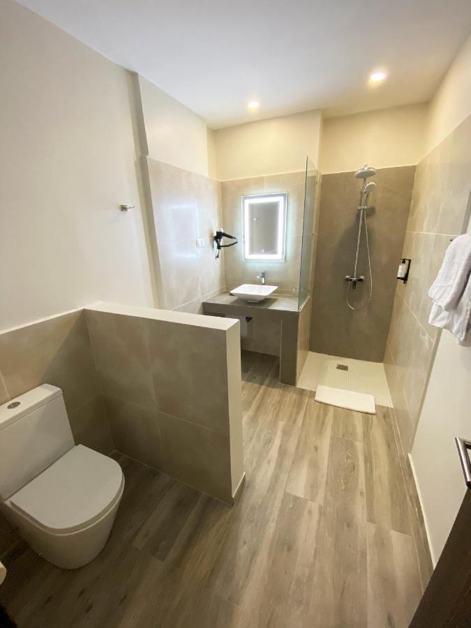 Hotel L'Adresse Dakar Ngoại thất bức ảnh