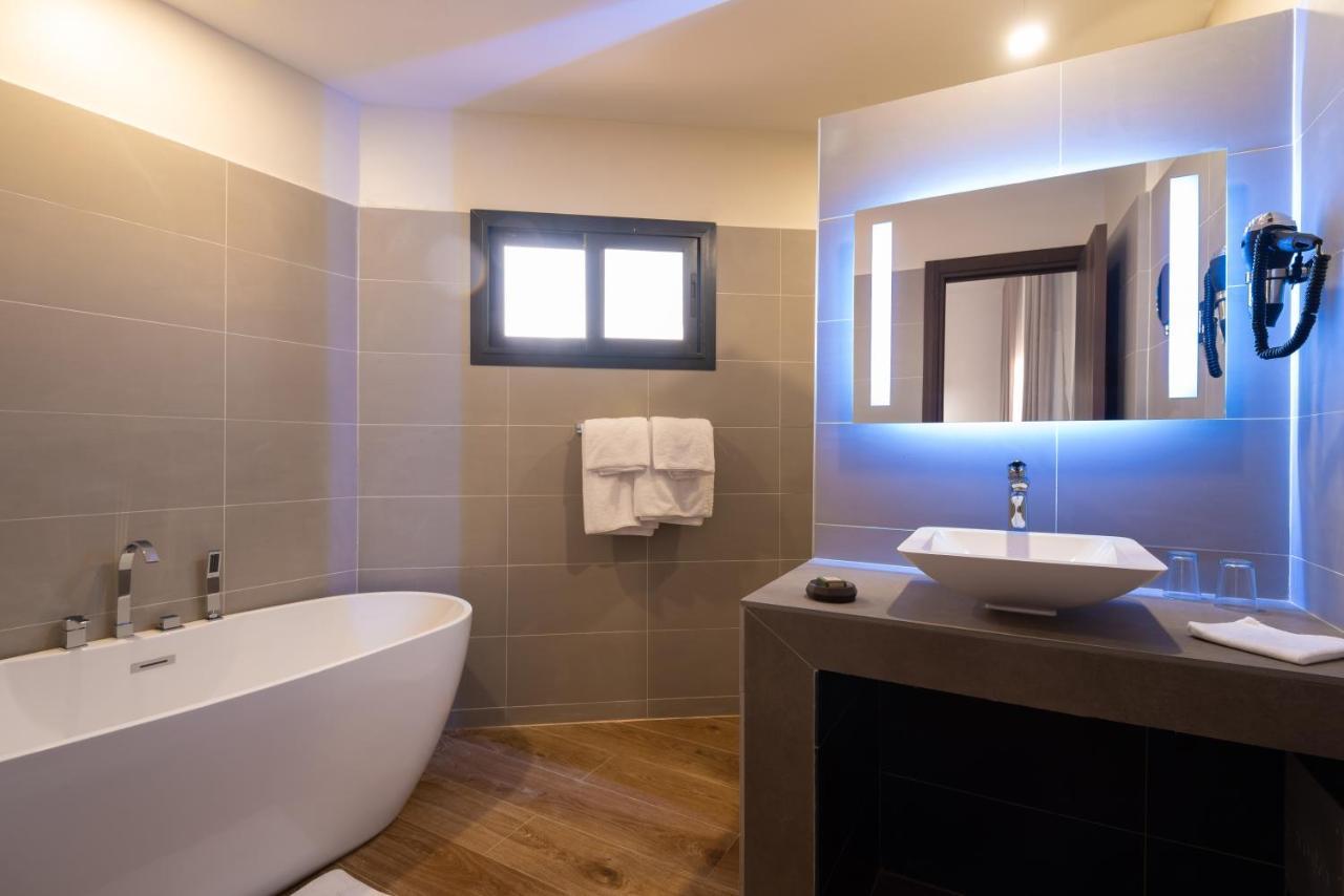 Hotel L'Adresse Dakar Ngoại thất bức ảnh