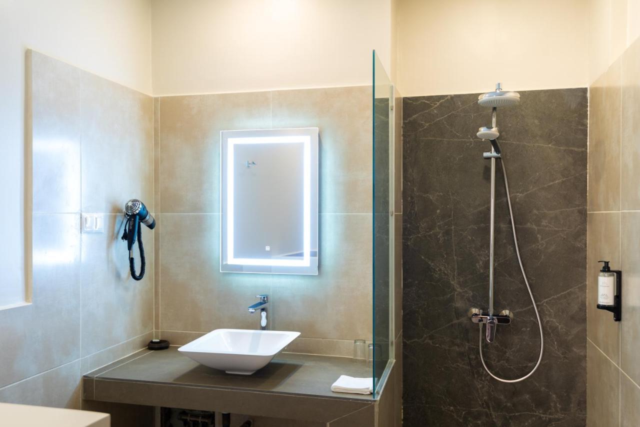 Hotel L'Adresse Dakar Ngoại thất bức ảnh